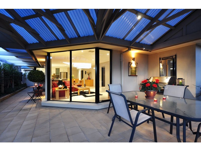 19 Acacia Grove, Flagstaff Hill SA 5159