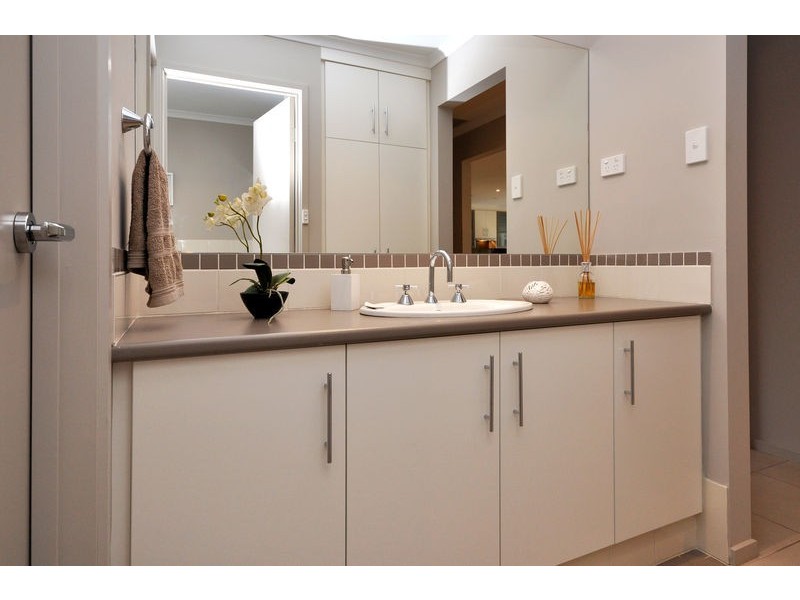 19 Acacia Grove, Flagstaff Hill SA 5159