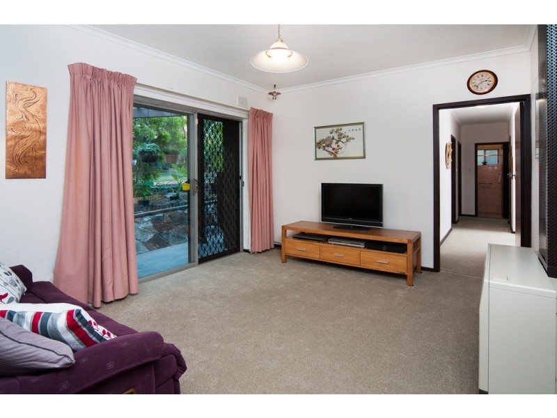 22 Offler Avenue, Bellevue Heights SA 5050