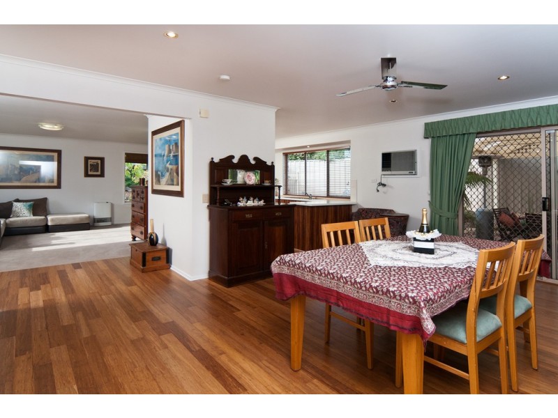 72 The Oaks Parade, Aberfoyle Park SA 5159