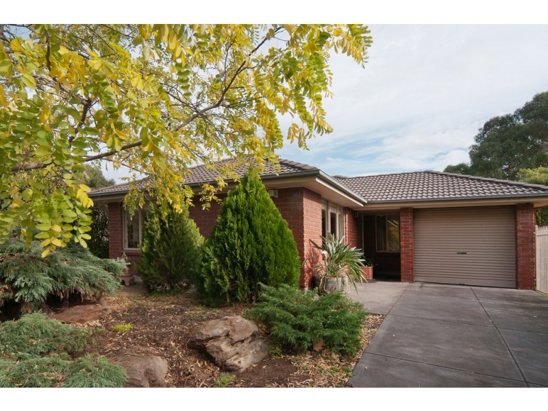 72 The Oaks Parade, Aberfoyle Park SA 5159