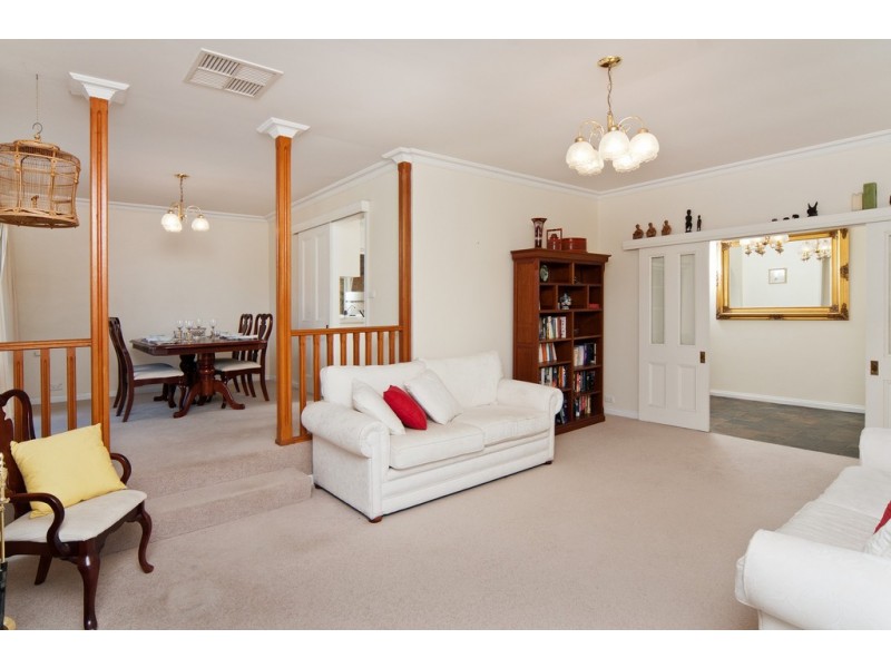 13 Elgin Way, Flagstaff Hill SA 5159