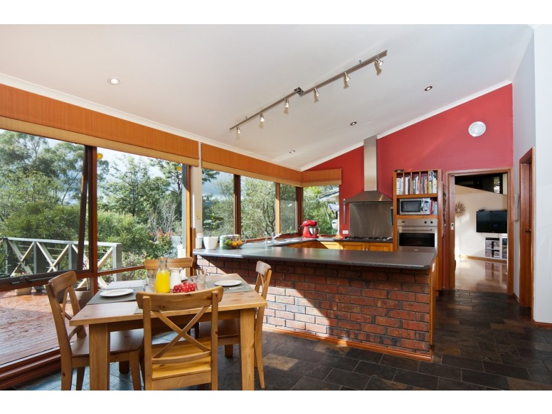 5 Goldfinch Place, Flagstaff Hill SA 5159