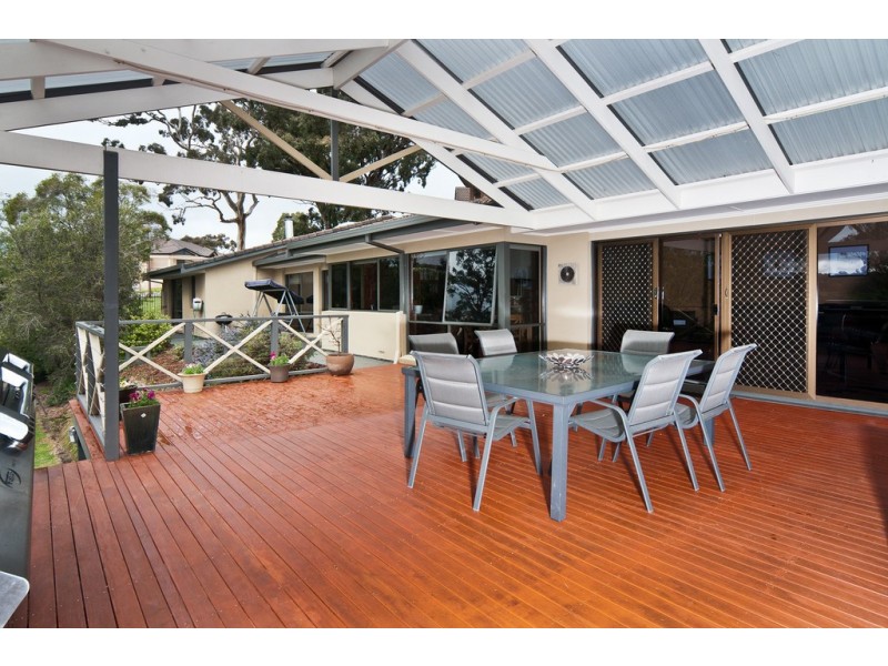 5 Goldfinch Place, Flagstaff Hill SA 5159