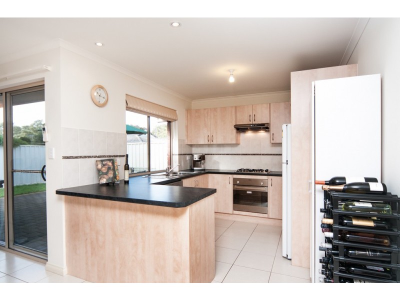 18 Vienna Avenue, Aberfoyle Park SA 5159
