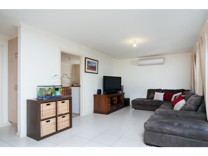 18 Vienna Avenue, Aberfoyle Park SA 5159