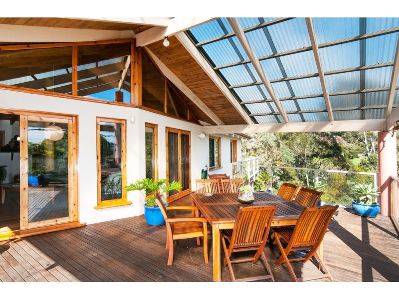 24 Sugarloaf Road, Chandlers Hill SA 5159