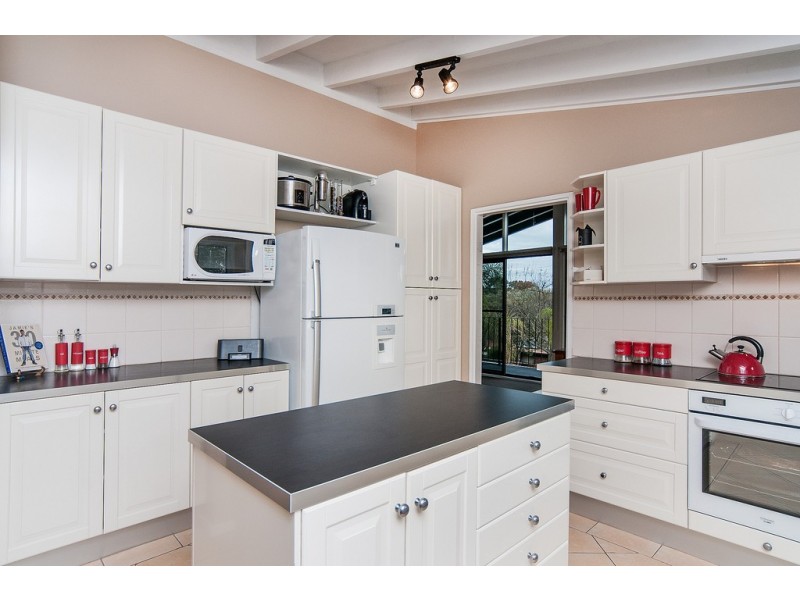 13 Ernest Crescent, Happy Valley SA 5159