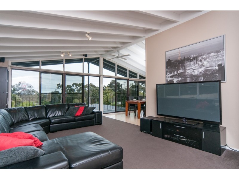 13 Ernest Crescent, Happy Valley SA 5159