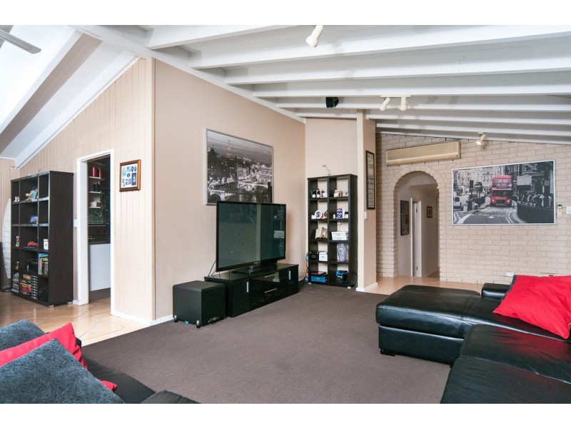 13 Ernest Crescent, Happy Valley SA 5159