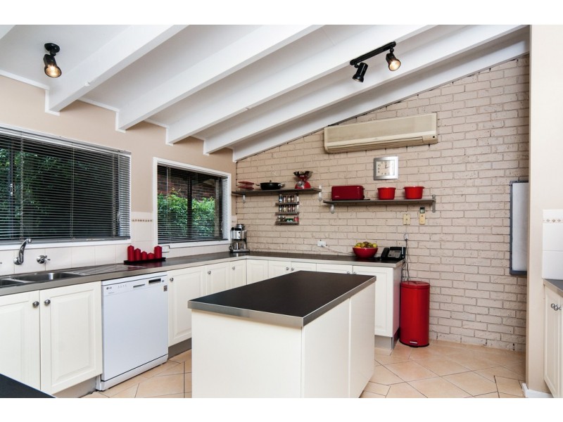 13 Ernest Crescent, Happy Valley SA 5159