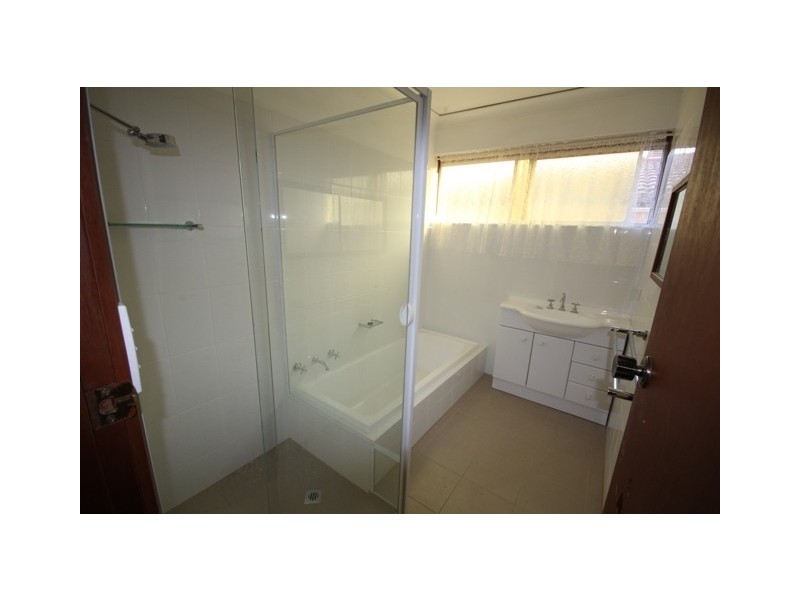 189 Black Road, Flagstaff Hill SA 5159