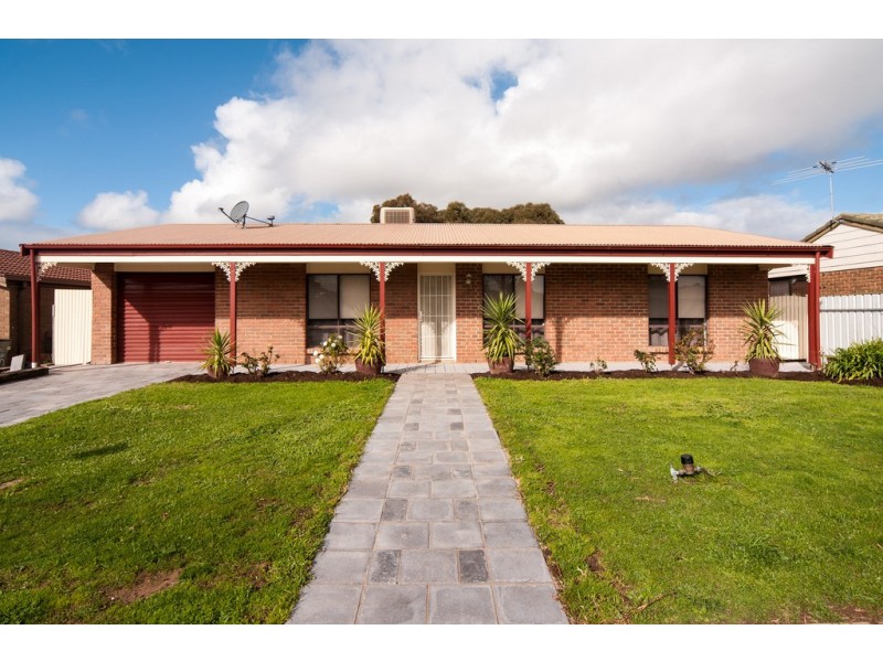 4 Buttercup Grove, Morphett Vale SA 5162