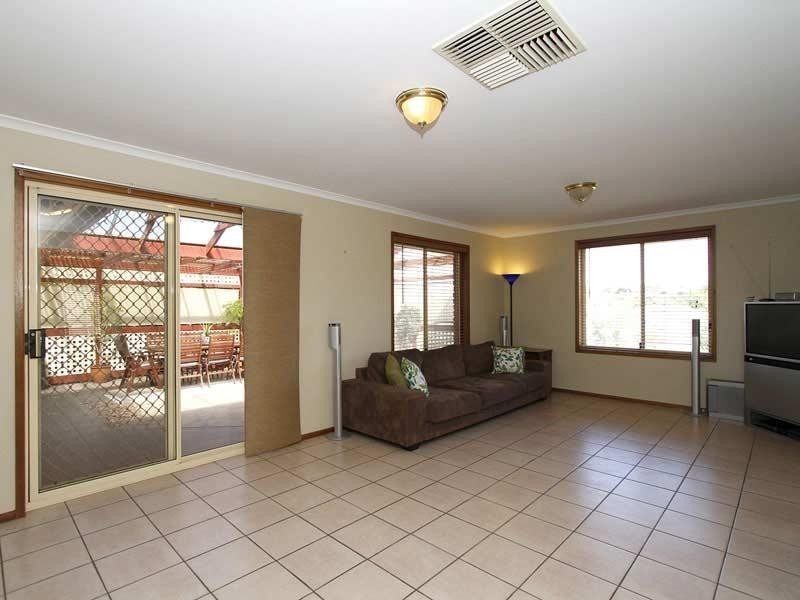 11 Ludgate Avenue, Trott Park SA 5158