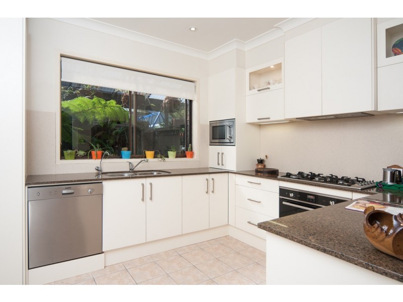 9 Abiona Street, Flagstaff Hill SA 5159