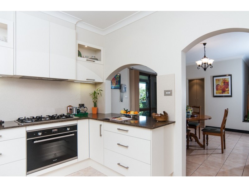 9 Abiona Street, Flagstaff Hill SA 5159