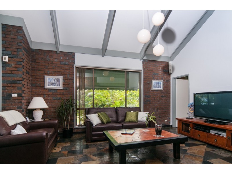 9 Abiona Street, Flagstaff Hill SA 5159