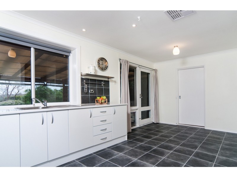 25 Witton Street, Flagstaff Hill SA 5159