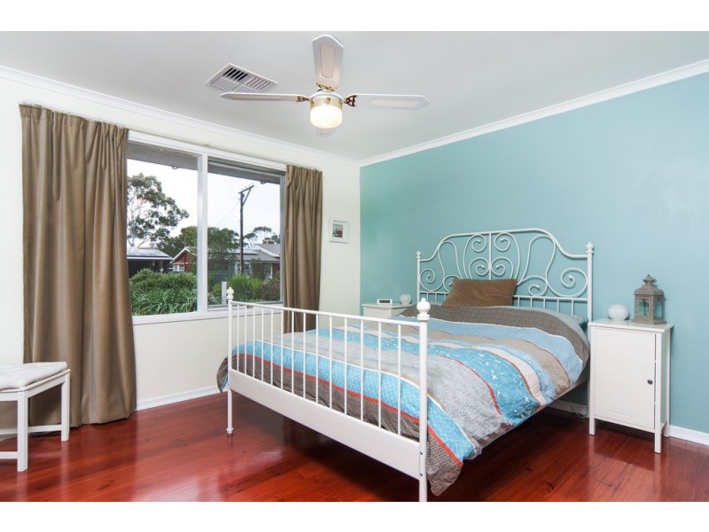 25 Witton Street, Flagstaff Hill SA 5159