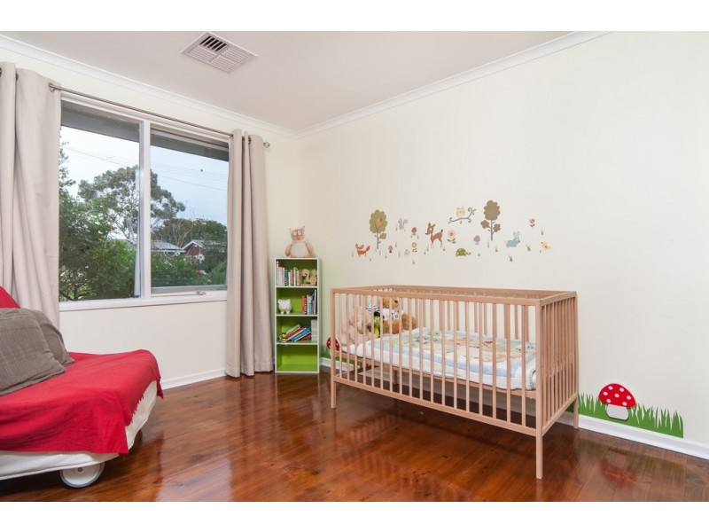 25 Witton Street, Flagstaff Hill SA 5159