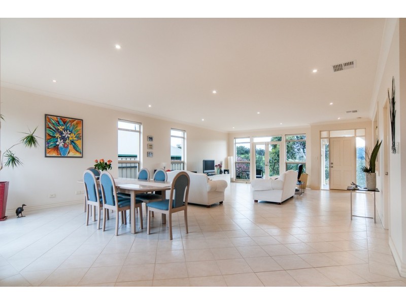 48 Sandalwood Crescent, Flagstaff Hill SA 5159