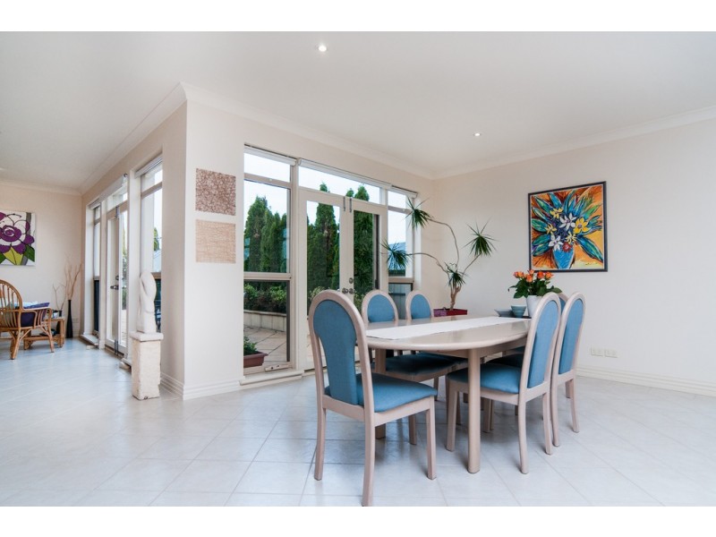 48 Sandalwood Crescent, Flagstaff Hill SA 5159