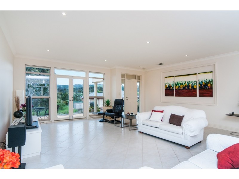 48 Sandalwood Crescent, Flagstaff Hill SA 5159