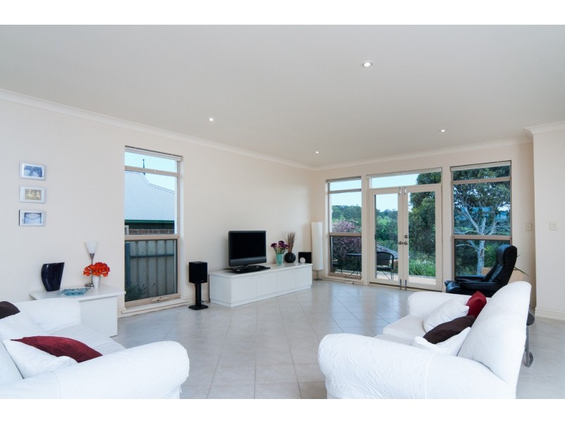 48 Sandalwood Crescent, Flagstaff Hill SA 5159
