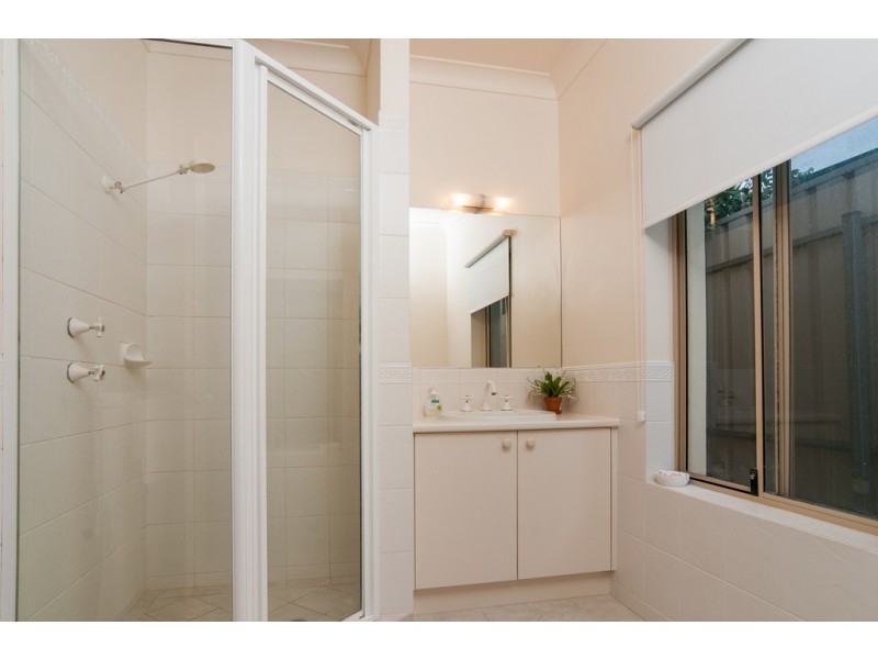 48 Sandalwood Crescent, Flagstaff Hill SA 5159
