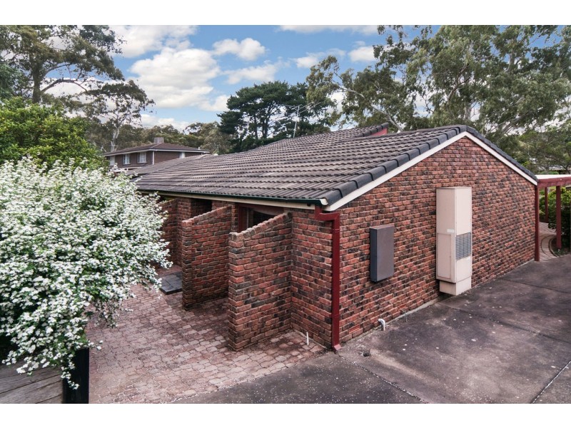 26 Banksia Road, Aberfoyle Park SA 5159