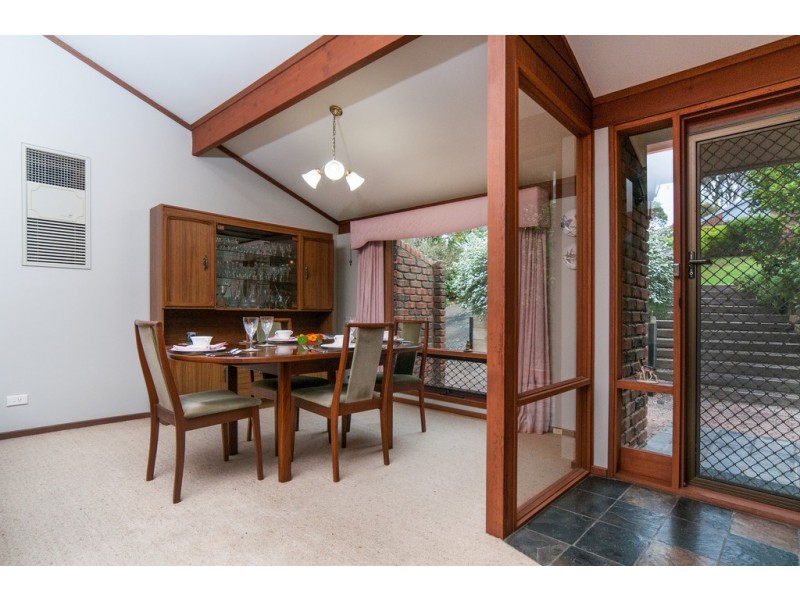 26 Banksia Road, Aberfoyle Park SA 5159