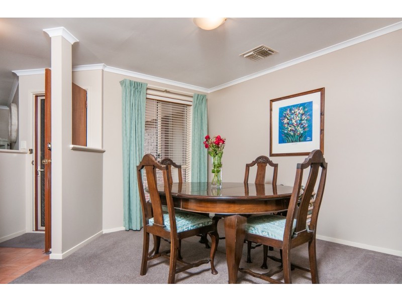 16 Glen Eyre Court, Aberfoyle Park SA 5159