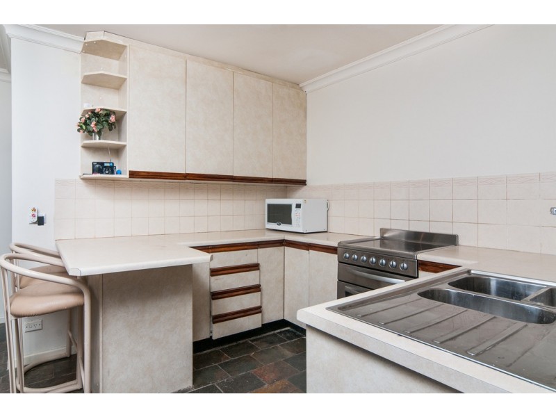 2 Holmes Court, Flagstaff Hill SA 5159