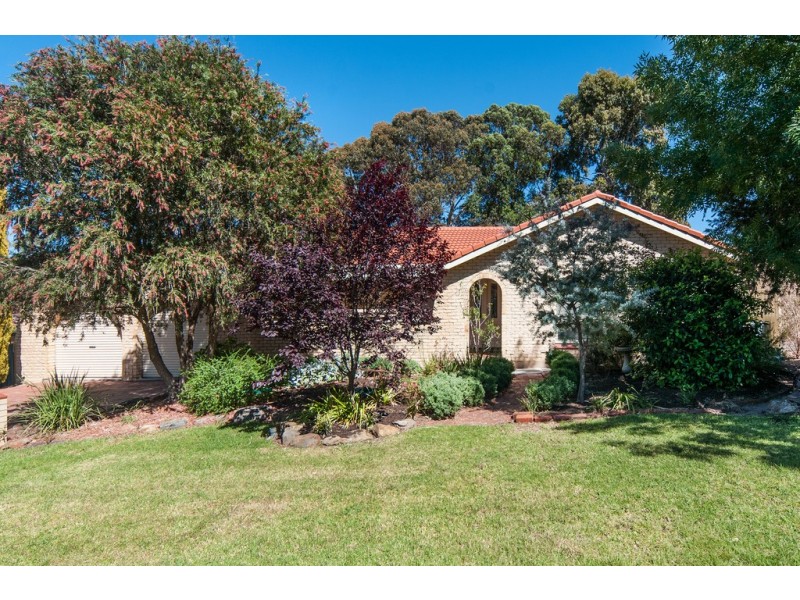 2 Holmes Court, Flagstaff Hill SA 5159