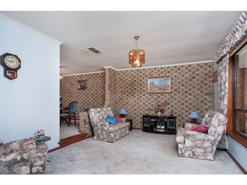 44 Monaco Circuit, Aberfoyle Park SA 5159