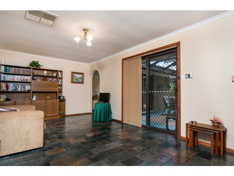 44 Monaco Circuit, Aberfoyle Park SA 5159