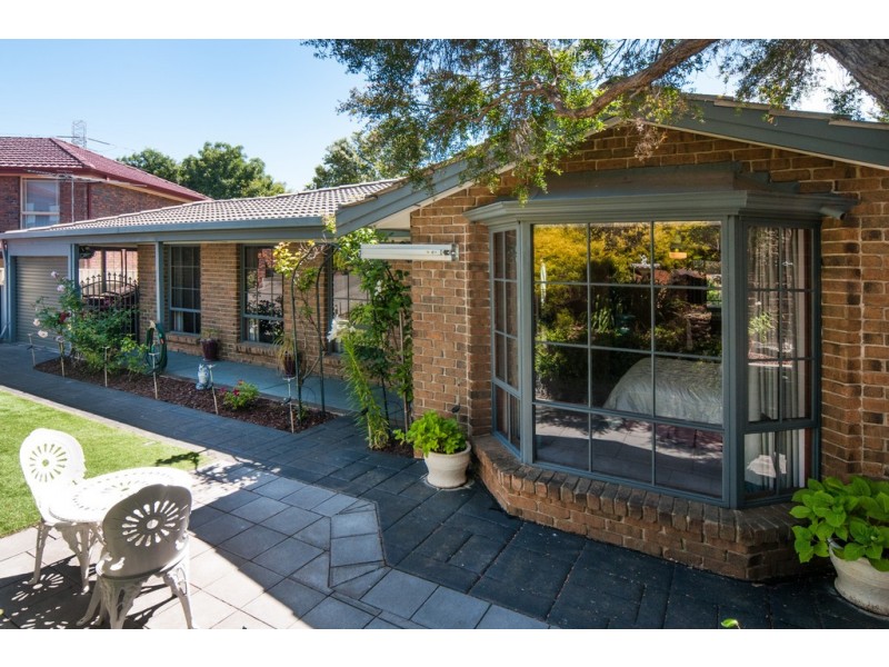 4 Lowry Court, Flagstaff Hill SA 5159