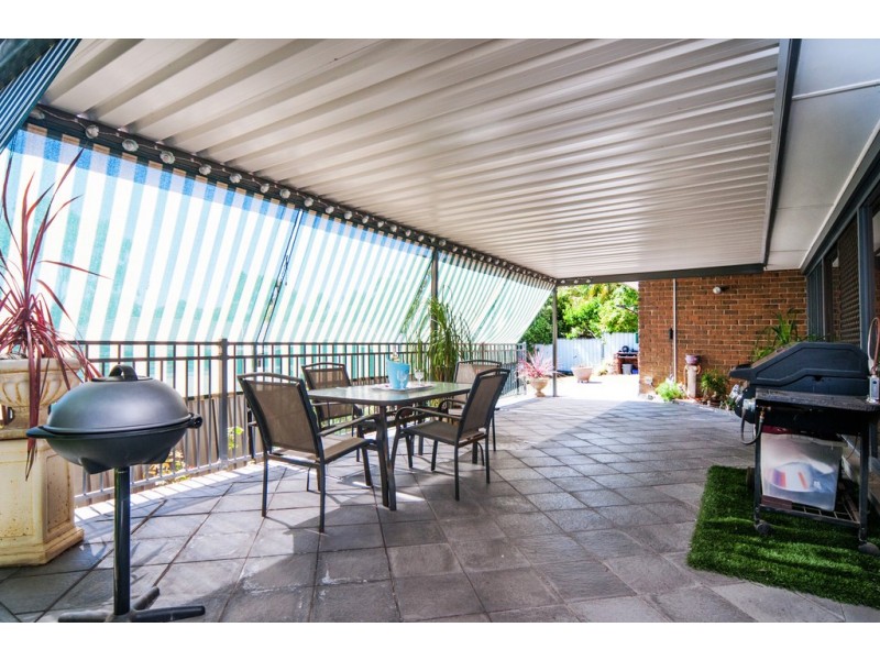 4 Lowry Court, Flagstaff Hill SA 5159