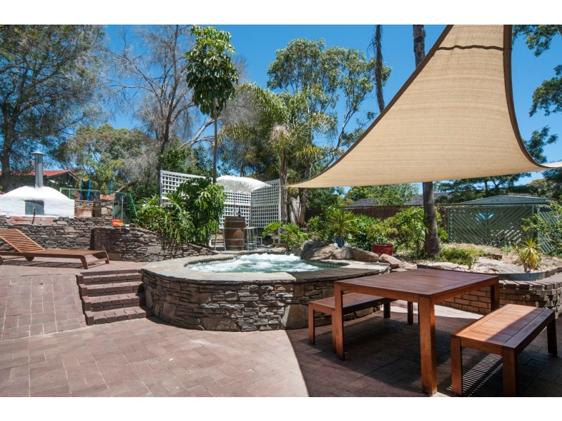 2 Witton Street, Flagstaff Hill SA 5159