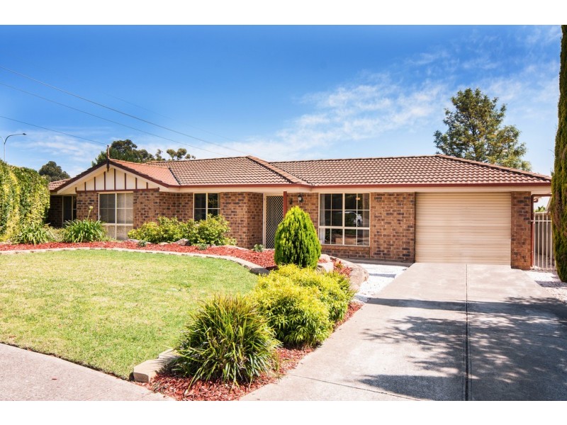 24 Montpelier Street, Woodcroft SA 5162