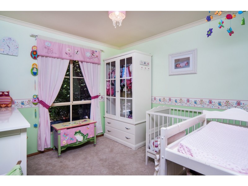 24 Montpelier Street, Woodcroft SA 5162