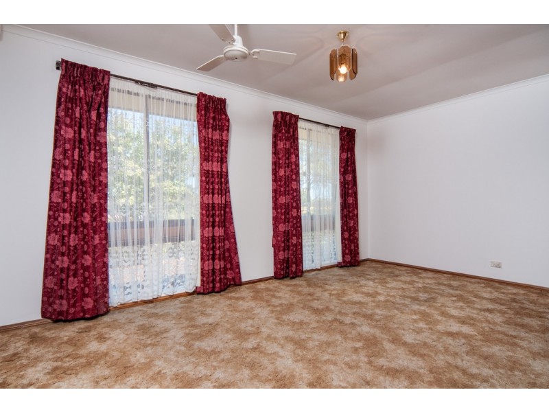 30 Sherwood Avenue, Happy Valley SA 5159