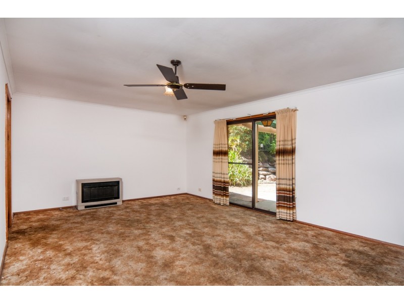 30 Sherwood Avenue, Happy Valley SA 5159