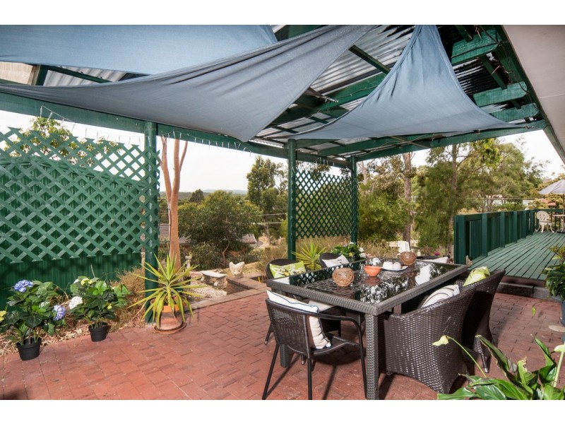 42 Vincent Boulevard, Flagstaff Hill SA 5159