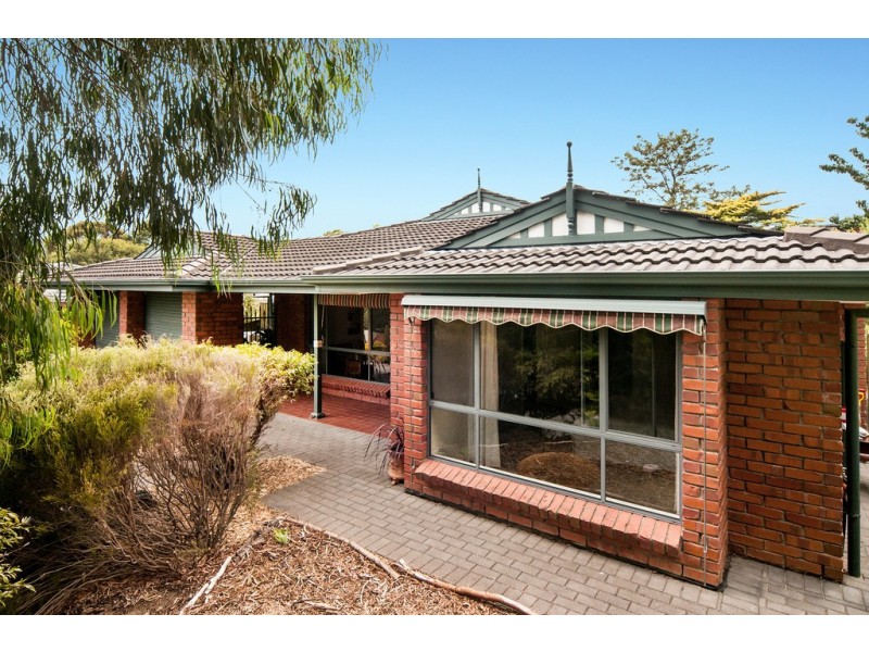 16 Monaco Circuit, Aberfoyle Park SA 5159