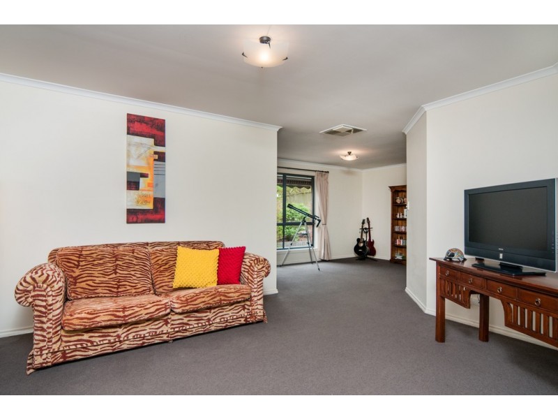 16 Monaco Circuit, Aberfoyle Park SA 5159
