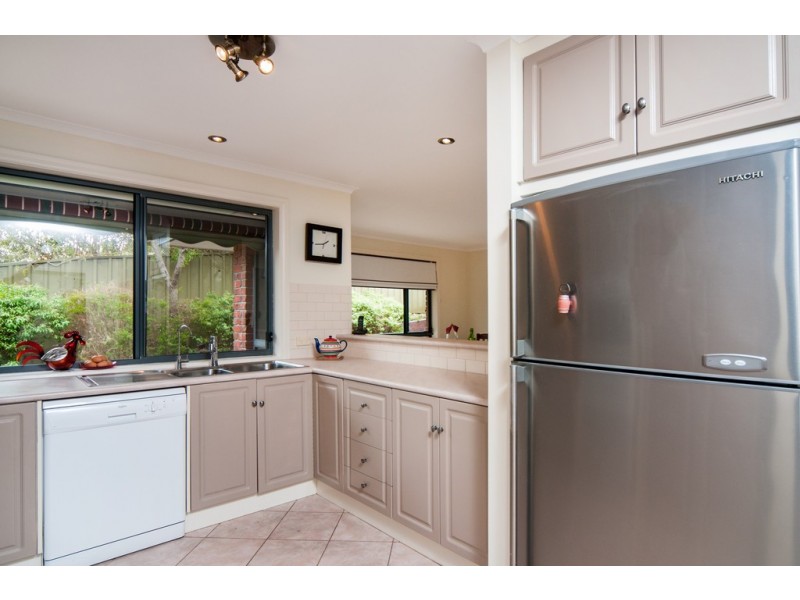 16 Monaco Circuit, Aberfoyle Park SA 5159