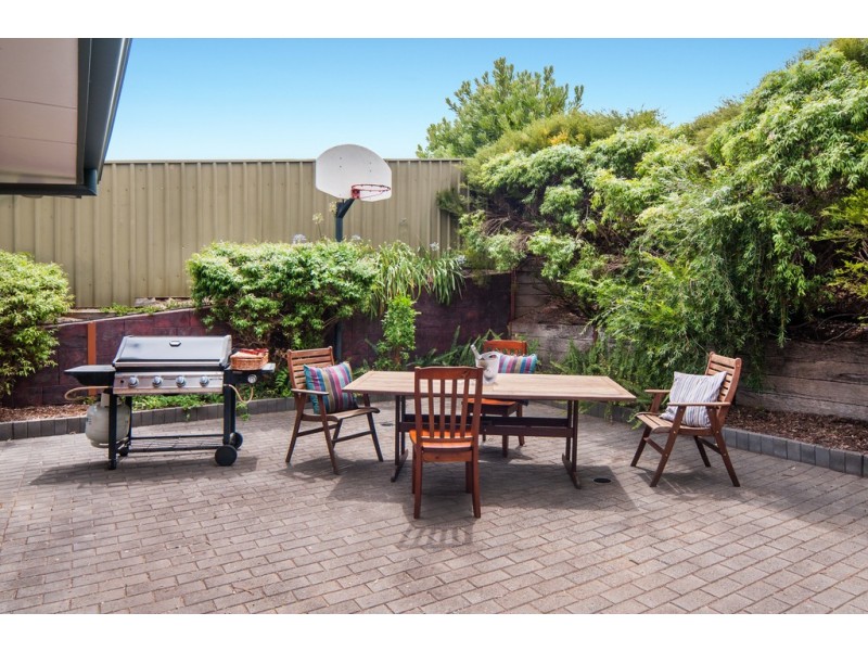 16 Monaco Circuit, Aberfoyle Park SA 5159