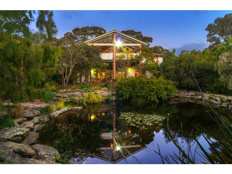 24 Sugarloaf Road, Chandlers Hill SA 5159