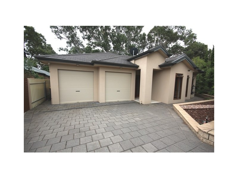 13 Nicholas Walk, Aberfoyle Park SA 5159